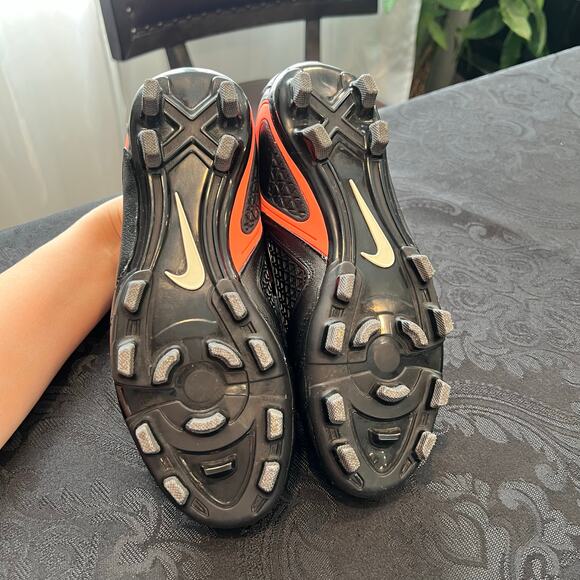 Nike libretto women’s soccer shoes black 488134-010 size 8 women - Picture 6 of 10